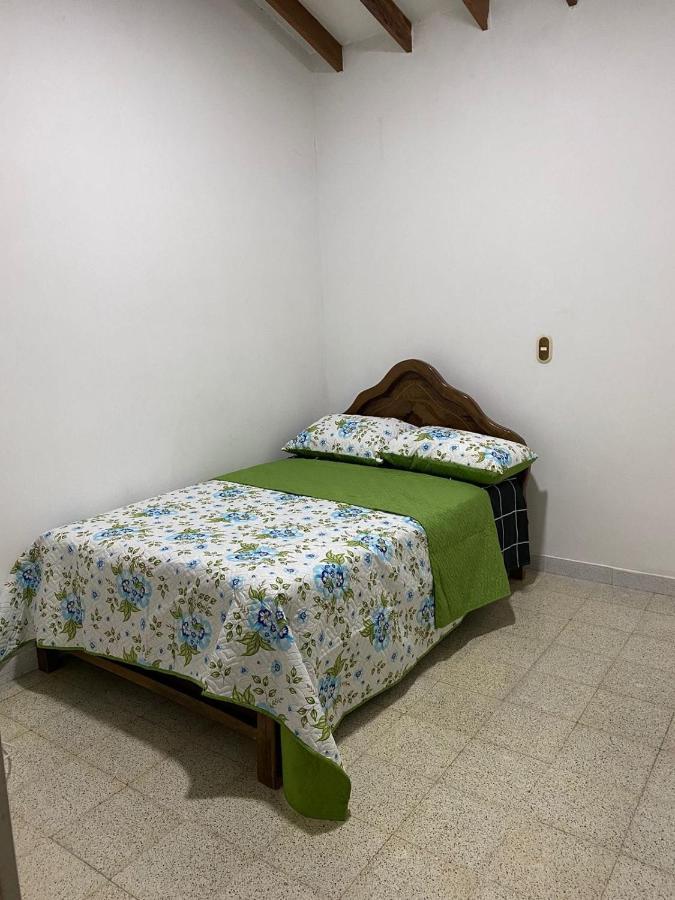 Hostel Kumho Alojamiento メデジン エクステリア 写真